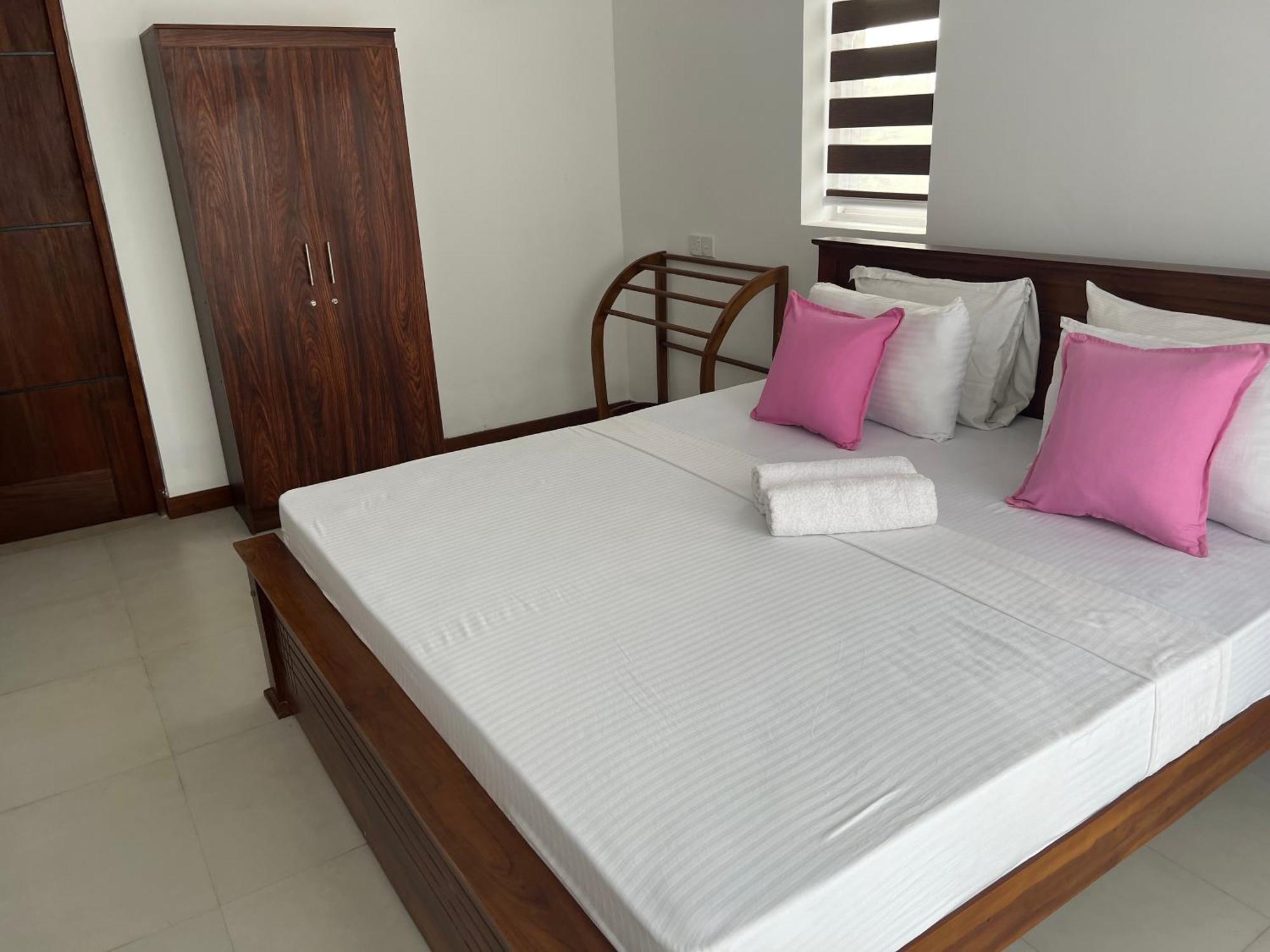 Silina Airport Transit Hotel & Residence Katunayaka Exterior foto